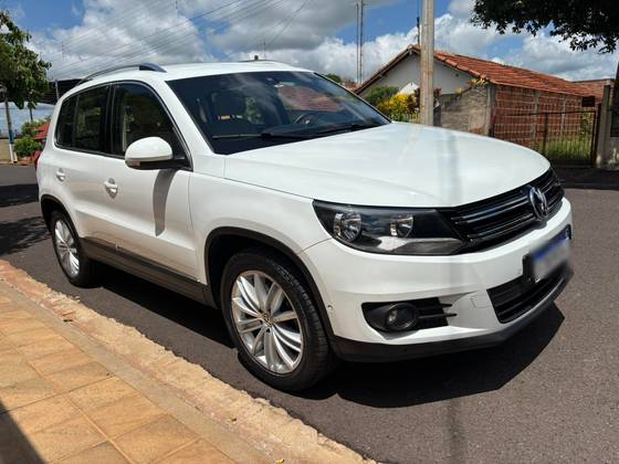 VOLKSWAGEN TIGUAN 2.0 TSI 16V TURBO GASOLINA 4P TIPTRONIC VOLKSWAGEN TIGUAN 2.0 TSI 16V TURBO GASOLINA 4P TIPTRONIC